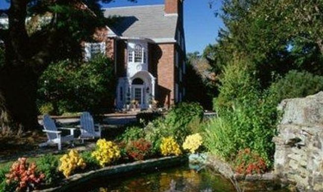 The Spa at Norwich Inn Exterior