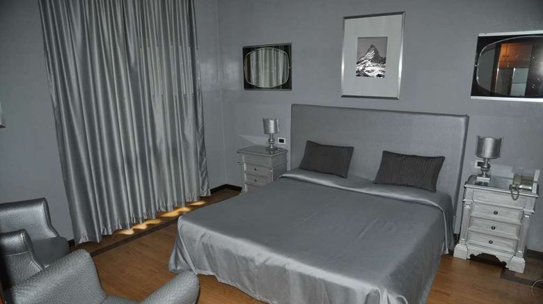 <b>Admiral Hotel Room</b>. Images powered by <a href="https://iceportal.shijigroup.com/" title="IcePortal" target="_blank">IcePortal</a>.