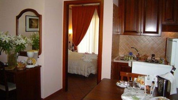 Euro House Inn Room