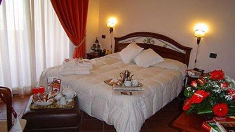 <b>Euro House Inn Suite</b>. Images powered by <a href="https://iceportal.shijigroup.com/" title="IcePortal" target="_blank">IcePortal</a>.