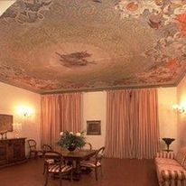 Hotel Urbani