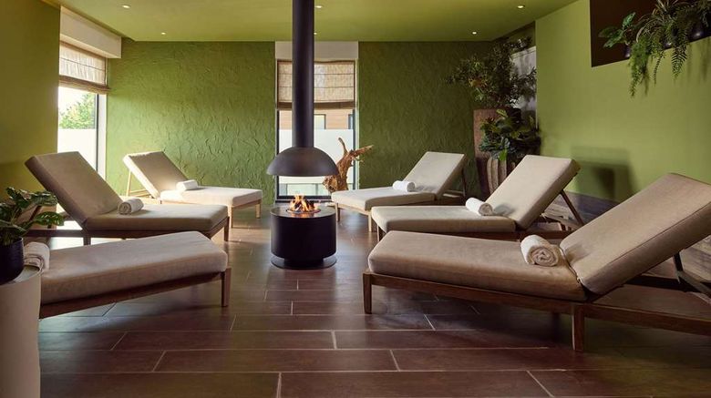 <b>Van der Valk Hotel Breukelen Spa</b>. Images powered by <a href="https://iceportal.shijigroup.com/" title="IcePortal" target="_blank">IcePortal</a>.