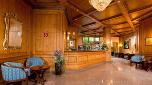 Kings Center Hotel