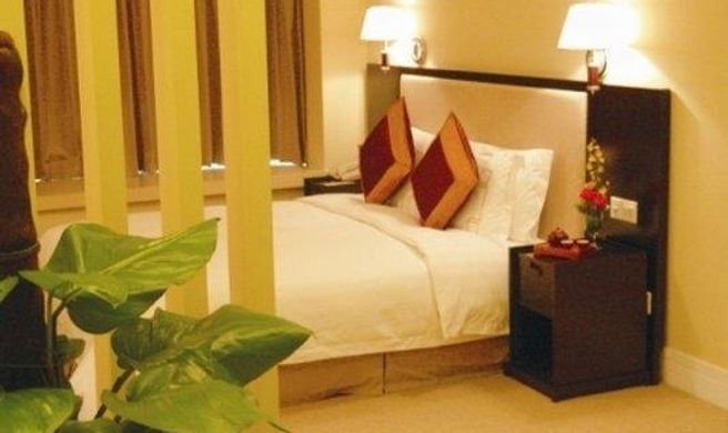 Barony Wanyuan Hotel Room