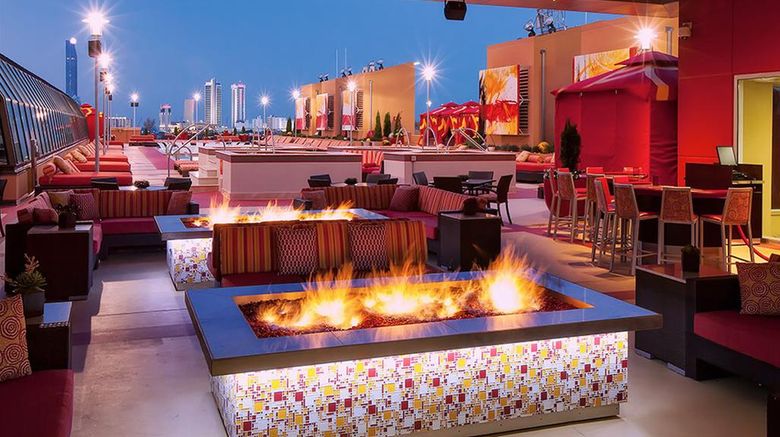 <b>Golden Nugget Hotel & Casino AC Restaurant</b>. Images powered by <a href="https://iceportal.shijigroup.com/" title="IcePortal" target="_blank">IcePortal</a>.