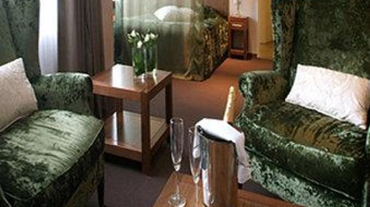 Van der Valk Hotel Stein-Urmond Room