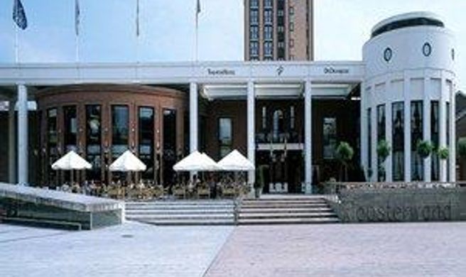TheaterHotel de Oranjerie Exterior