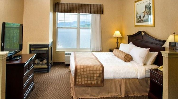 Fort William Henry Hotel & Conf Ctr Room