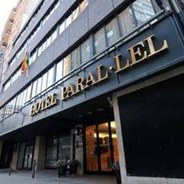 Paral-lel Hotel