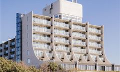 Carlton Beach Hotel