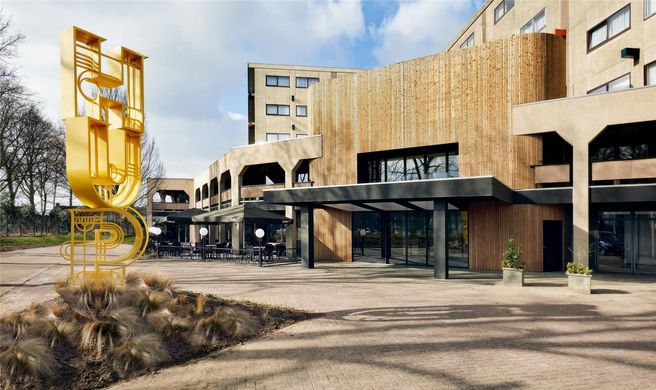 HUP Hotel Exterior