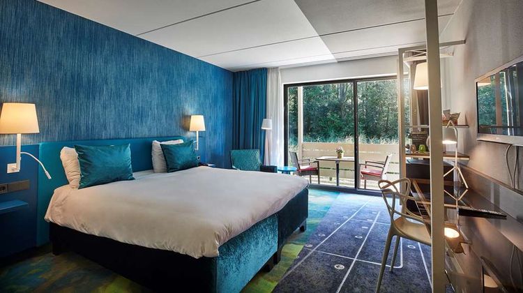 Carlton President Hotel Room