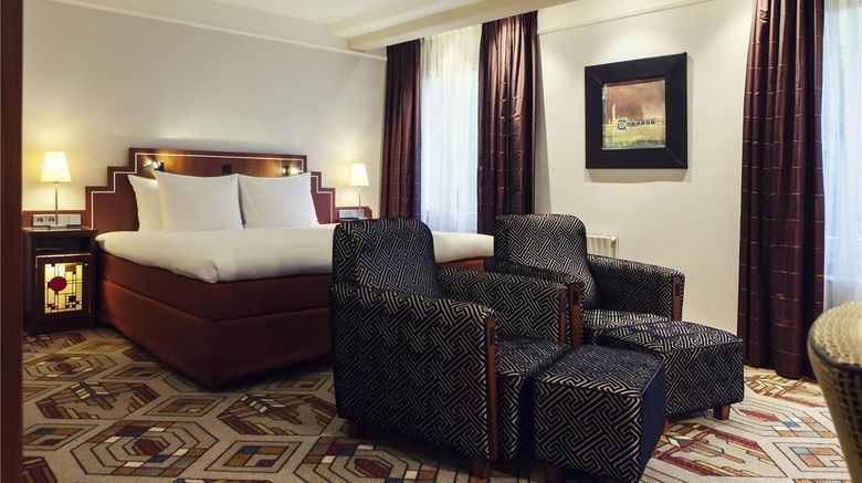 <b>Banks Mansion Hotel Suite</b>. Images powered by <a href="https://iceportal.shijigroup.com/" title="IcePortal" target="_blank">IcePortal</a>.