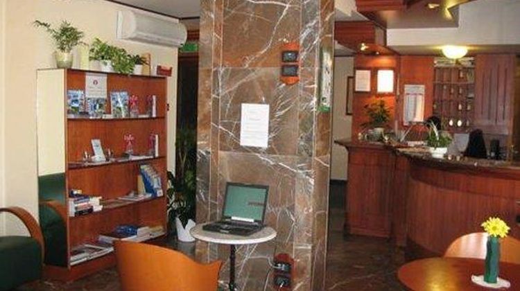 Alamanni Hotel Lobby
