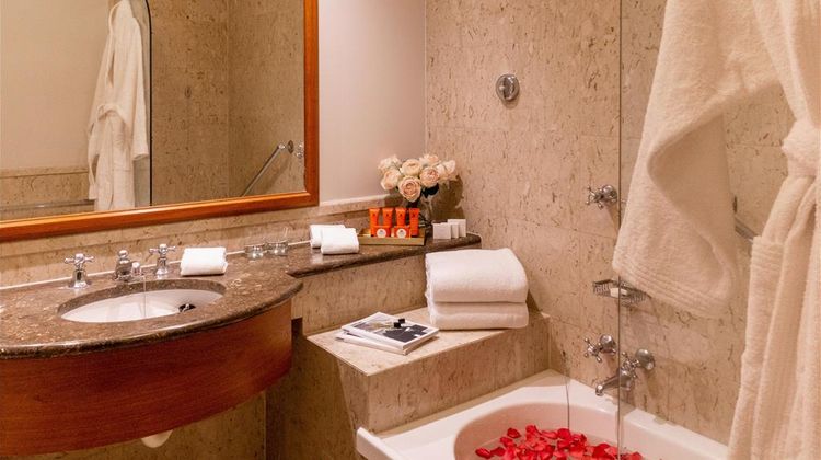The Hotel Windsor Suite