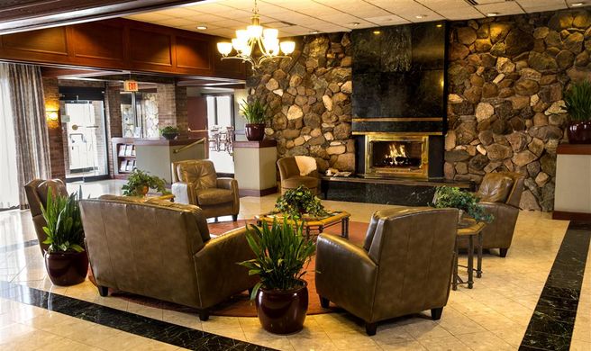 RIT Inn & Conference Ctr Lobby