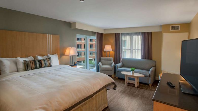 <b>Hotel Ithaca Room</b>. Images powered by <a href="https://iceportal.shijigroup.com/" title="IcePortal" target="_blank">IcePortal</a>.
