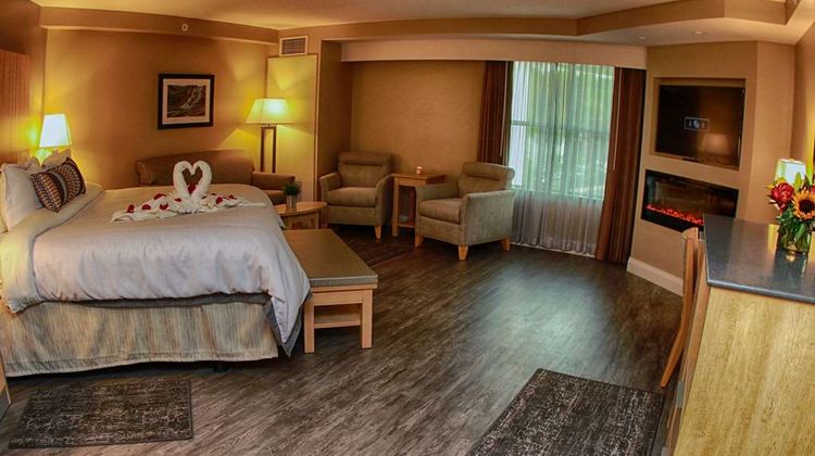 Hotel Ithaca Room