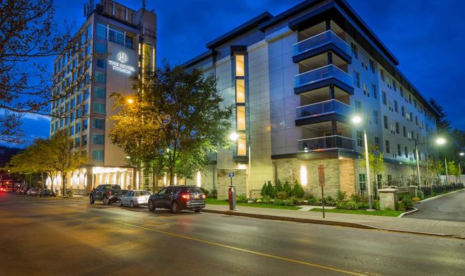Hotel Ithaca Exterior