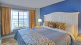 Watkins Glen Harbor Hotel Suite