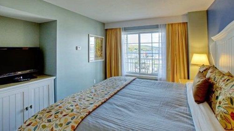 Watkins Glen Harbor Hotel Suite