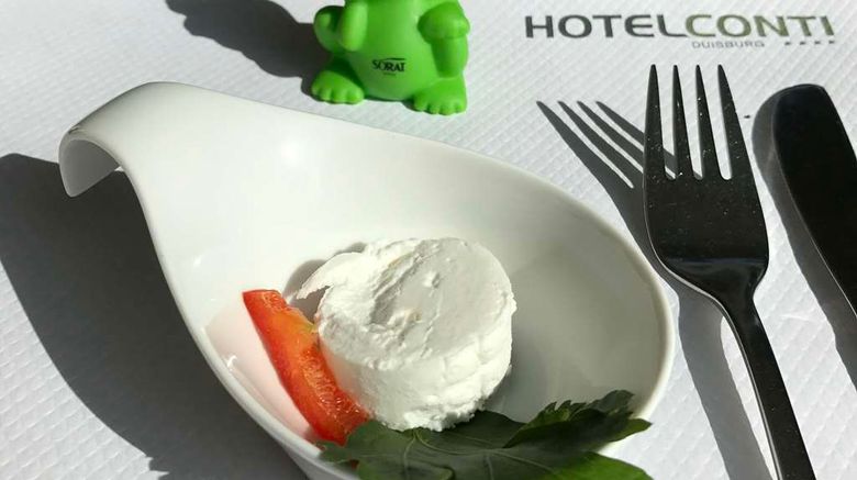 <b>Hotel Conti Duisburg Restaurant</b>. Images powered by <a href="https://iceportal.shijigroup.com/" title="IcePortal" target="_blank">IcePortal</a>.