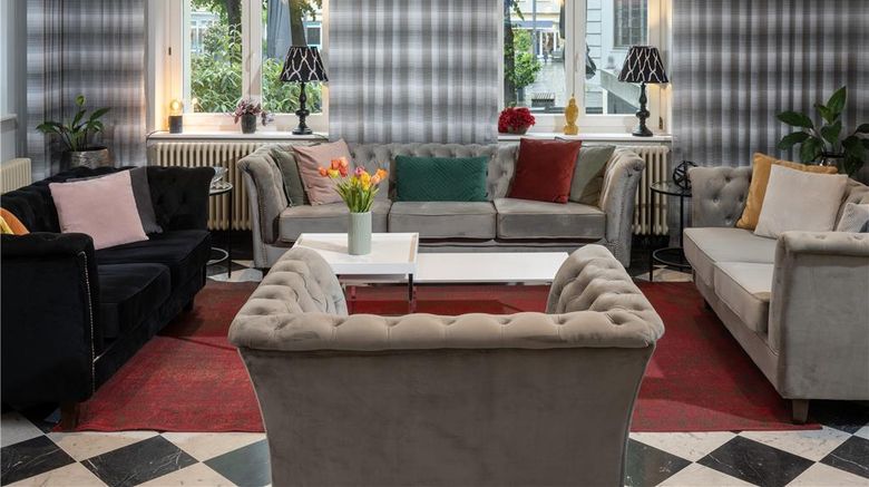 <b>Sorat Hotel Cottbus Lobby</b>. Images powered by <a href="https://iceportal.shijigroup.com/" title="IcePortal" target="_blank">IcePortal</a>.
