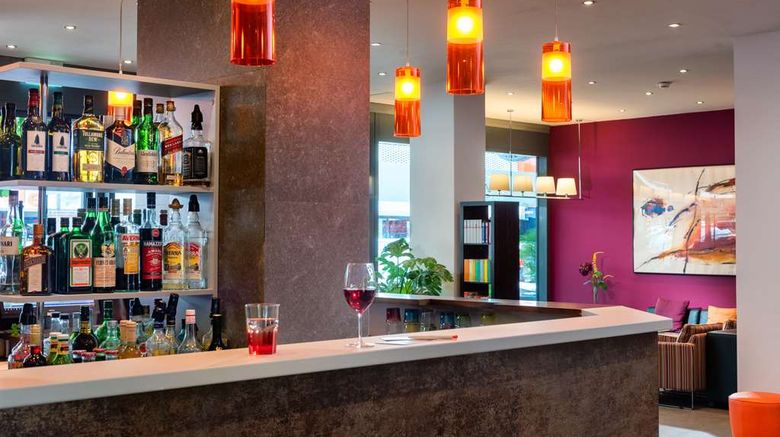 <b>Hotel Ambassador Berlin Restaurant</b>. Images powered by <a href="https://iceportal.shijigroup.com/" title="IcePortal" target="_blank">IcePortal</a>.