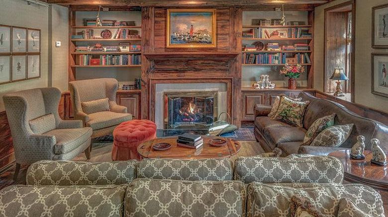 <b>Golden Plough Inn at Peddler's Village Lobby</b>. Images powered by <a href="https://iceportal.shijigroup.com/" title="IcePortal" target="_blank">IcePortal</a>.