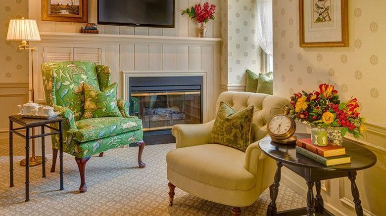 <b>Golden Plough Inn at Peddler's Village Room</b>. Images powered by <a href="https://iceportal.shijigroup.com/" title="IcePortal" target="_blank">IcePortal</a>.