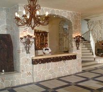 Los Arcos Suites Lobby