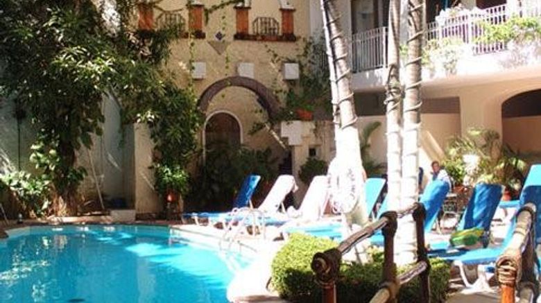 <b>Los Arcos Suites Pool</b>. Images powered by <a href="https://iceportal.shijigroup.com/" title="IcePortal" target="_blank">IcePortal</a>.