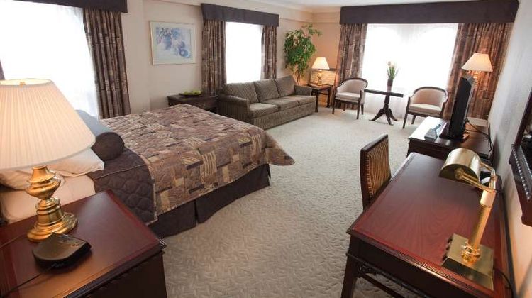 Fredericton Inn Room