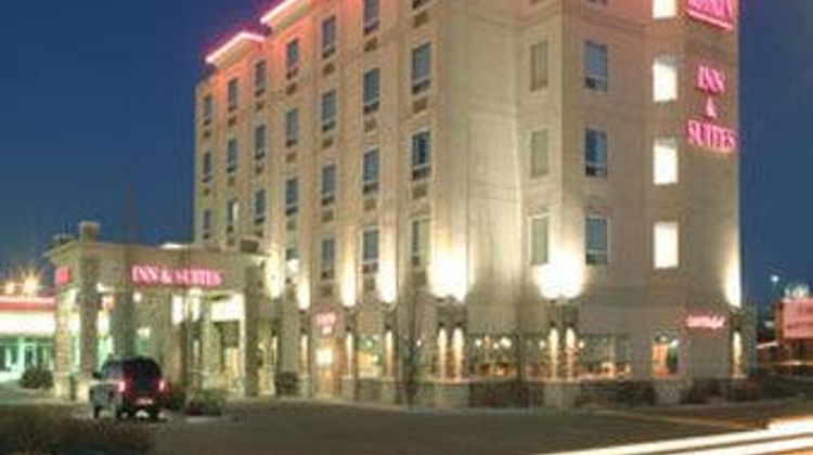 Rosslyn Inn & Suites SureStay Collection Exterior