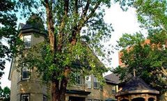 Dundee Arms Inn