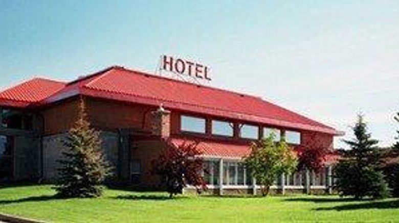 <b>Slave Lake Inn and Conference Centre Exterior</b>. Images powered by <a href="https://iceportal.shijigroup.com/" title="IcePortal" target="_blank">IcePortal</a>.