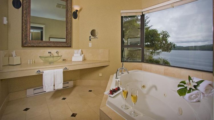 Crest Hotel Room