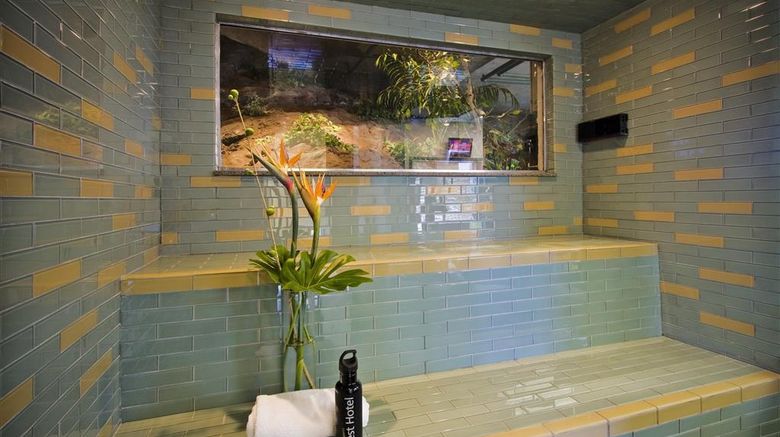 <b>Crest Hotel Spa</b>. Images powered by <a href="https://iceportal.shijigroup.com/" title="IcePortal" target="_blank">IcePortal</a>.