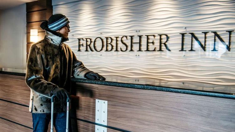 Frobisher Inn Lobby