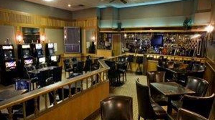 Heritage Inn & Suites Other