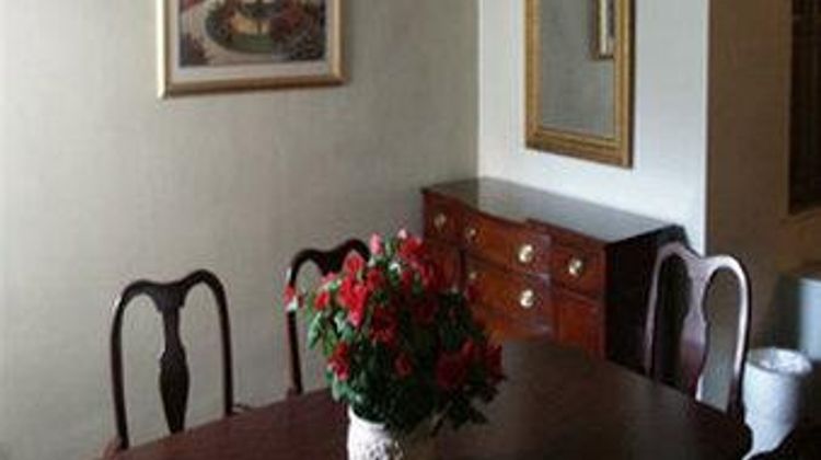 Windsor Park Hotel Room