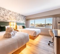 Park Town Hotel Room