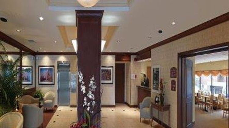 L'Appartement Hotel Lobby