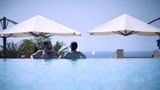 Four Seasons Hotel Pool