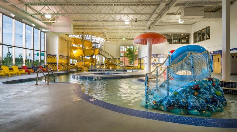 <b>Deerfoot Inn & Casino Pool</b>. Images powered by <a href="https://iceportal.shijigroup.com/" title="IcePortal" target="_blank">IcePortal</a>.