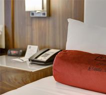 Hotel le Cantlie Suites Room