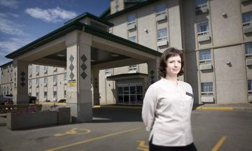 Service Plus Inns & Suites