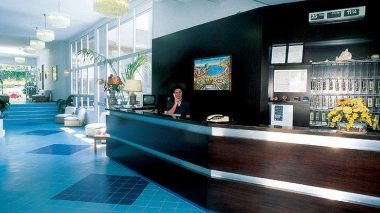 <b>San Pietro Hotel & Residence Lobby</b>. Images powered by <a href="https://iceportal.shijigroup.com/" title="IcePortal" target="_blank">IcePortal</a>.