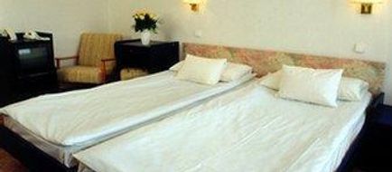 Lujiang Harbourview Hotel Room