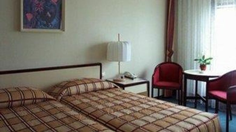 <b>Lujiang Harbourview Hotel Room</b>. Images powered by <a href="https://iceportal.shijigroup.com/" title="IcePortal" target="_blank">IcePortal</a>.